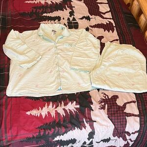 Laura Scott Light Green Pajama Set with Pink Accents